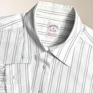 Brooks Brothers 8P White Pinstripe Cotton Stretch Button Up Shirt Classic Preppy